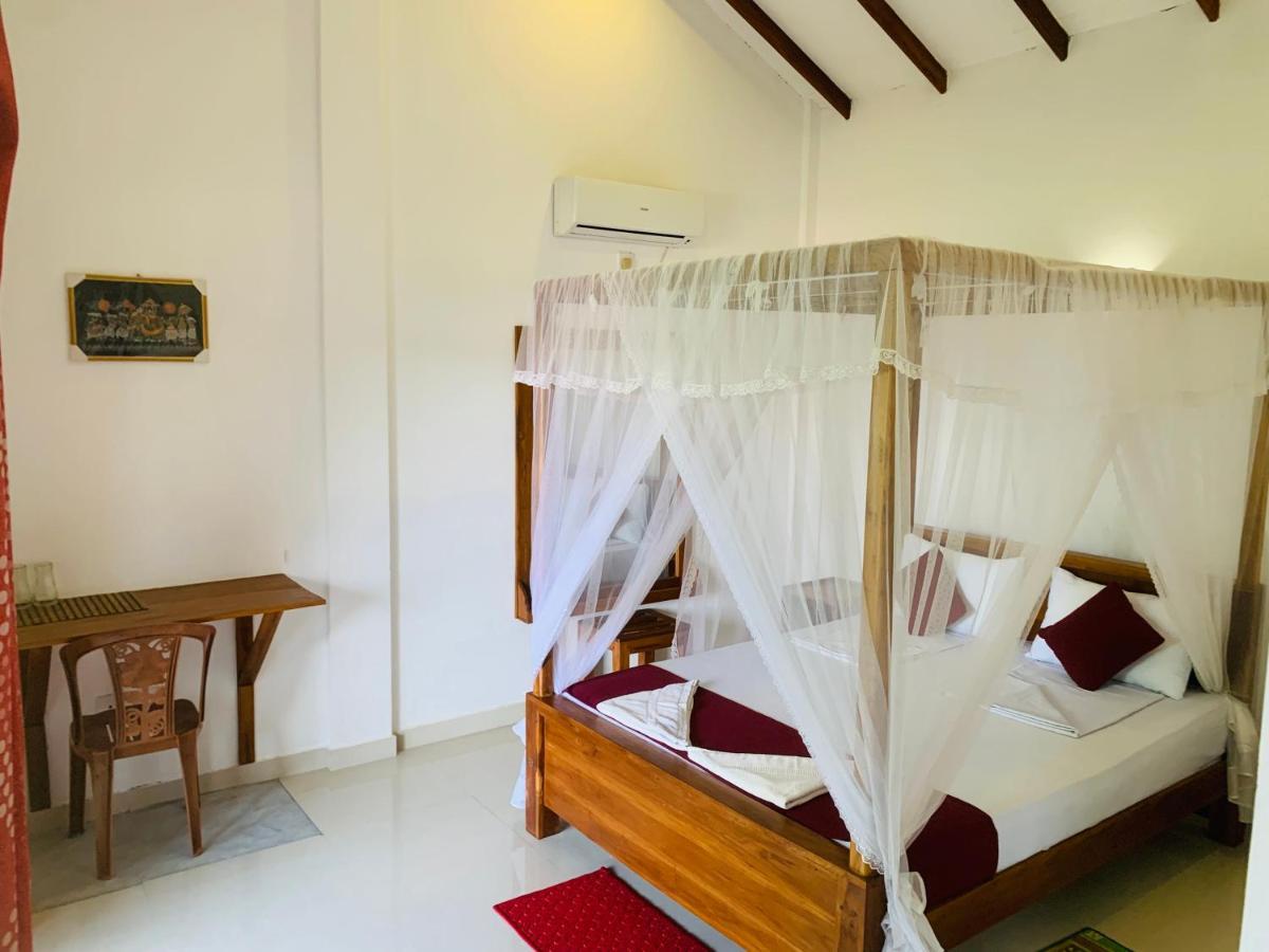Green Hut Nature Resort Sigirîya Extérieur photo