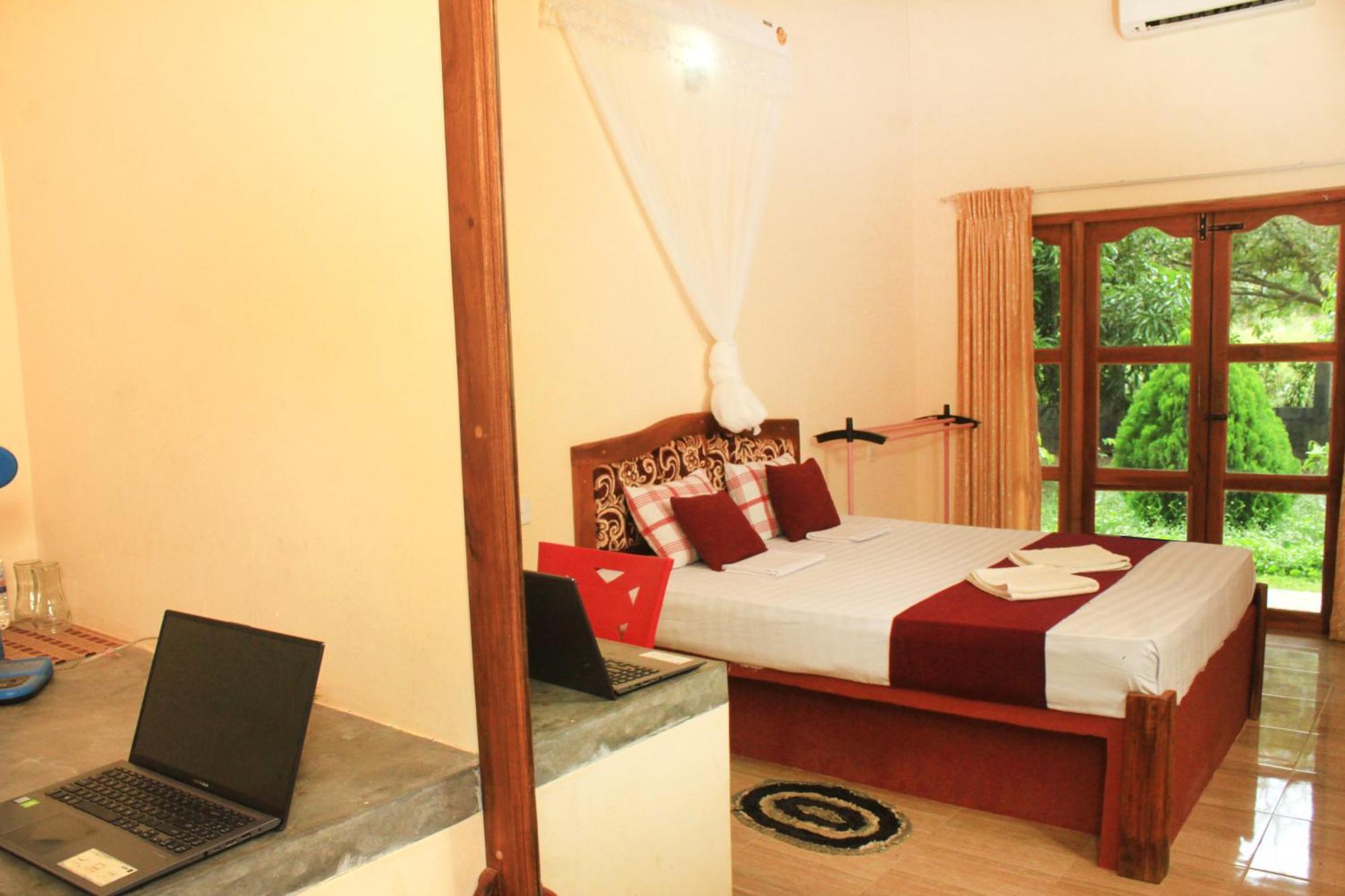 Green Hut Nature Resort Sigirîya Extérieur photo