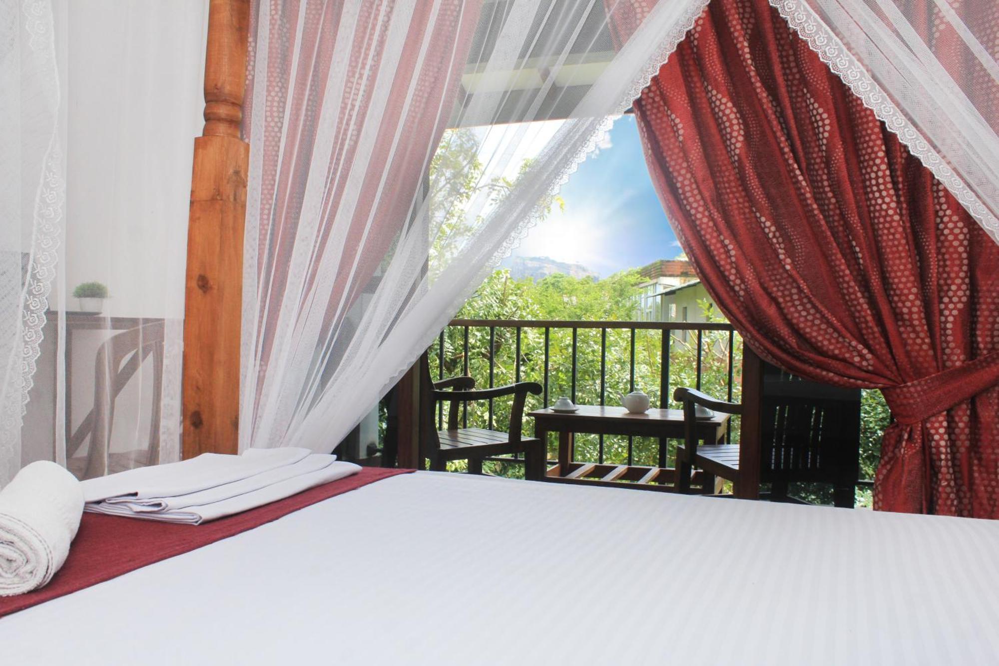 Green Hut Nature Resort Sigirîya Extérieur photo