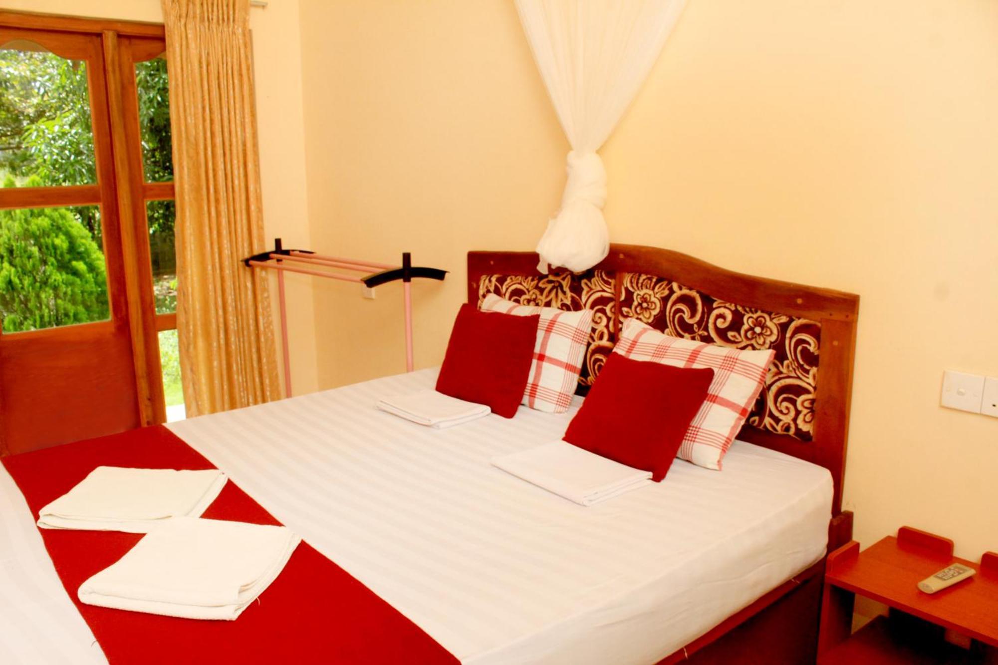 Green Hut Nature Resort Sigirîya Extérieur photo